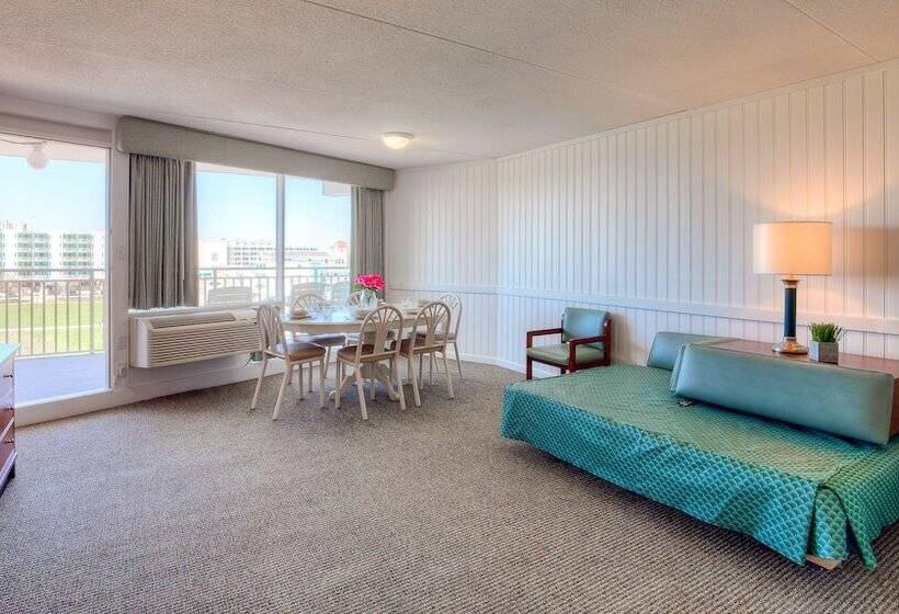 汽车旅馆  Armada By The Sea