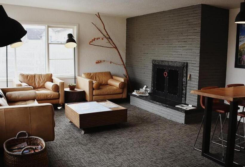 فندق على الطريق Heliotrope