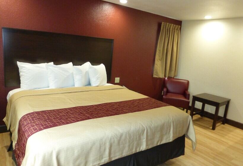 فندق على الطريق Red Roof Inn Hayward