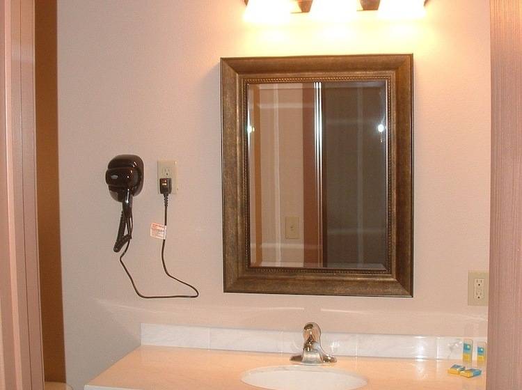 فندق على الطريق The Sunset Inn