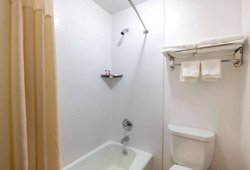 모텔 Travelodge By Wyndham Spirit Lake/okoboji