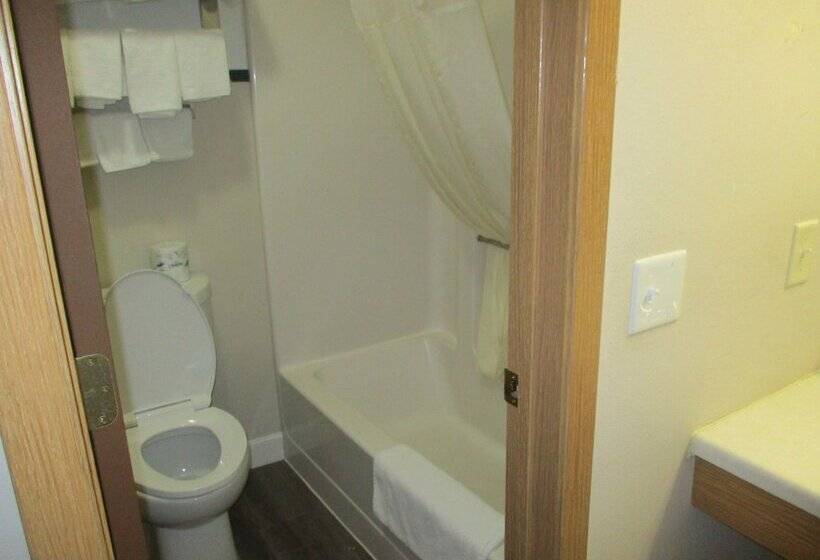 모텔 Travelodge By Wyndham Spirit Lake/okoboji