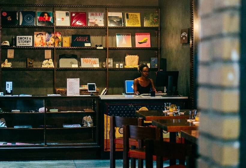 Native Hostel Austin