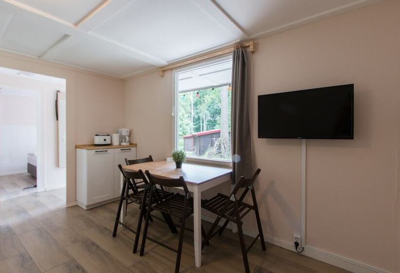 리조트 Natura Ferienpark - Bungalows Am Grimnitzsee Schorfheide