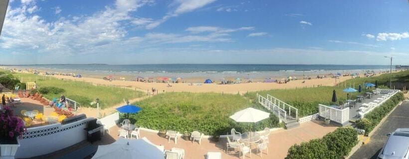 Sandpiper Beachfront Motel