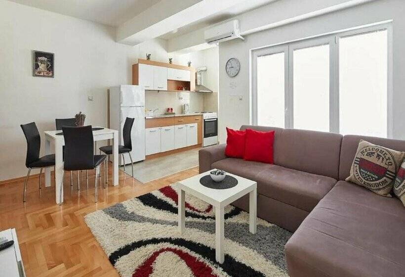 Smart Apartments