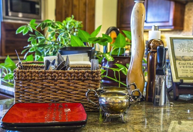 Snow Canyon View Bed And Breakfast