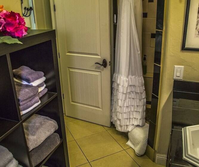 Snow Canyon View Bed And Breakfast