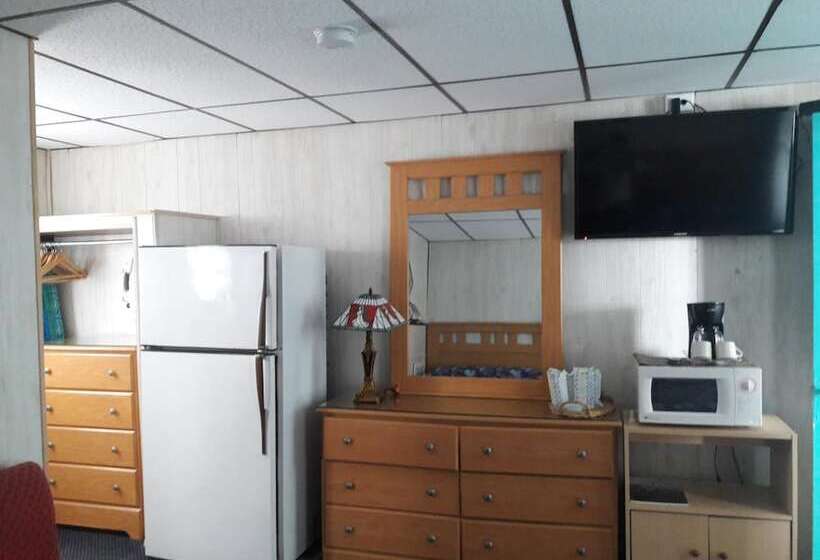 Suitcase Motel & Travel