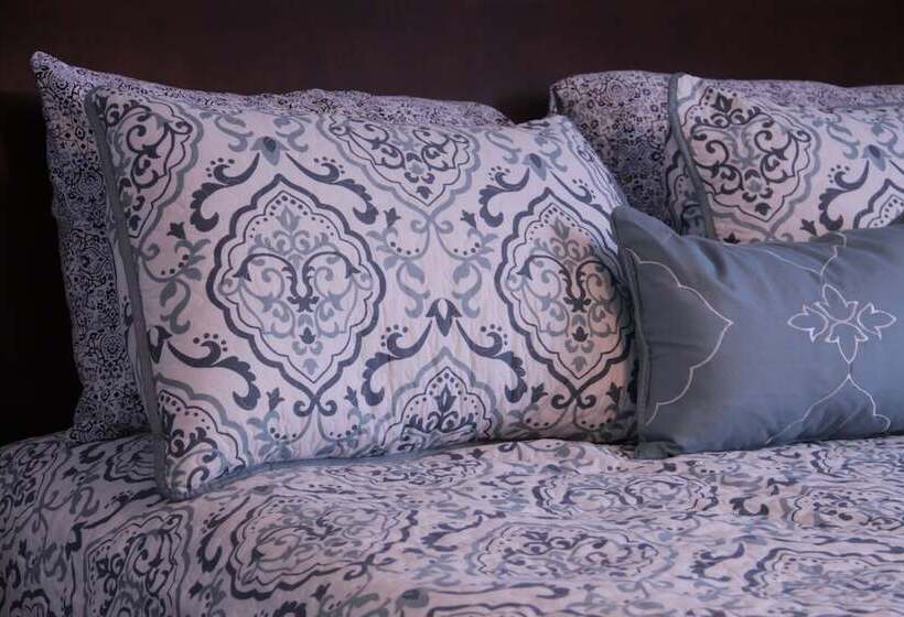 The Oaks Bed And Breakfast