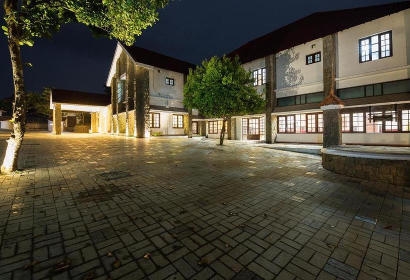 Adrak Summer Sand Hill Resort Vagamon