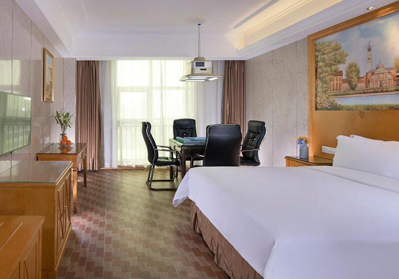 Vienna Hotel Hainan Oriental Avenue