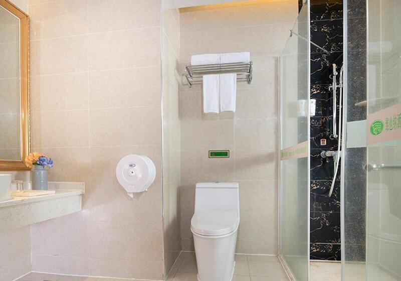 Vienna Hotel Hainan Oriental Avenue