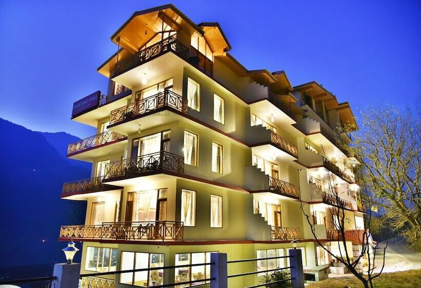 Whistling Pines Resorts And Spa