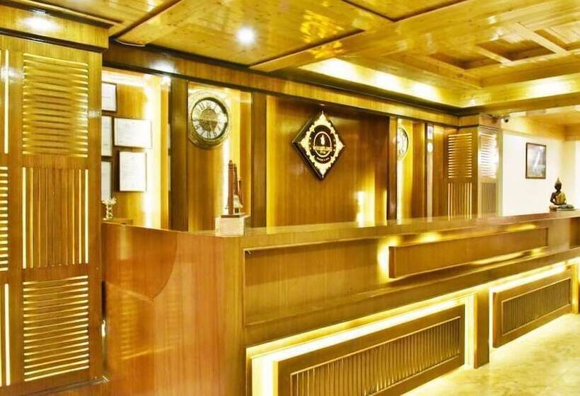 Whistling Pines Resorts And Spa