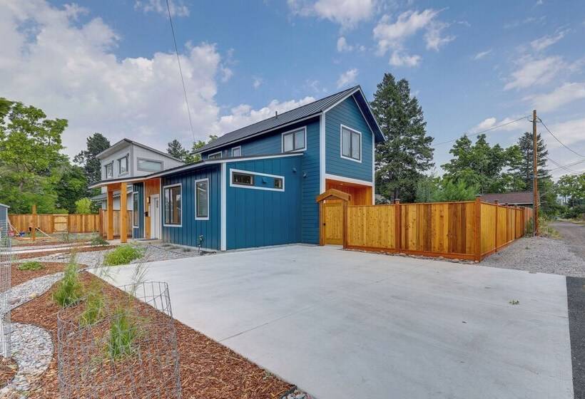 Awesome Missoula Home W/ Patio < 2 Mi To Downtown!
