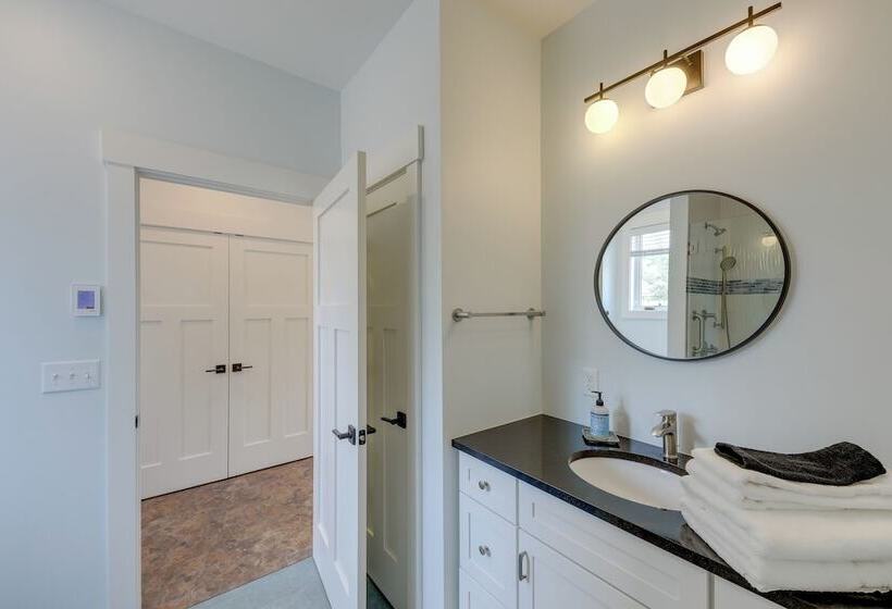 Awesome Missoula Home W/ Patio < 2 Mi To Downtown!