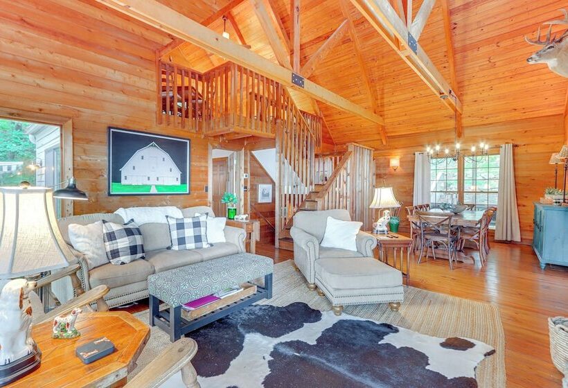 2 Decks + Fire Pit: Mountain Cabin In Big Canoe!