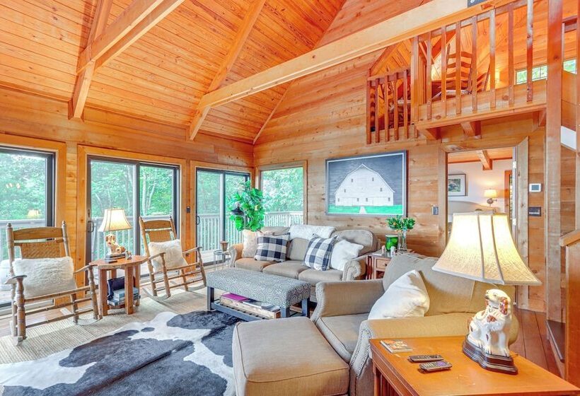 2 Decks + Fire Pit: Mountain Cabin In Big Canoe!