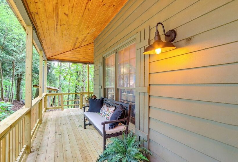 2 Decks + Fire Pit: Mountain Cabin In Big Canoe!