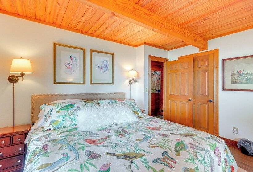 2 Decks + Fire Pit: Mountain Cabin In Big Canoe!