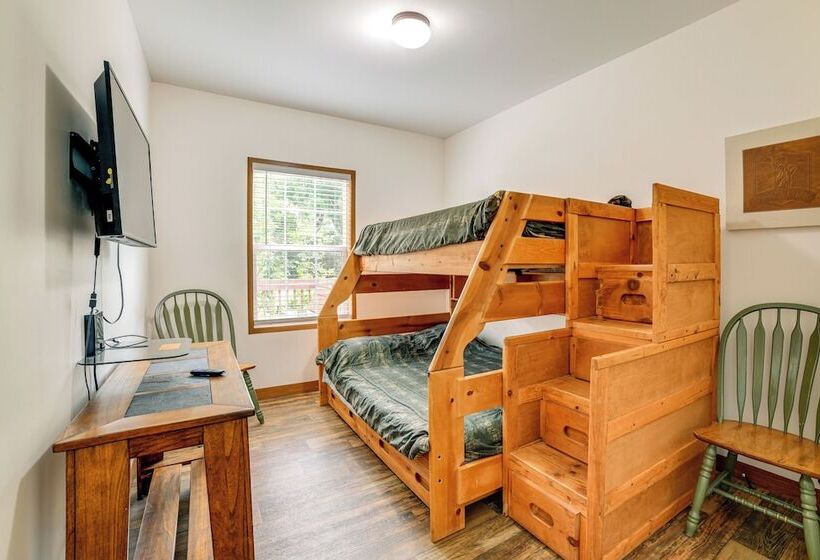 House On Oneida Lake On Lewis Point In Canastota