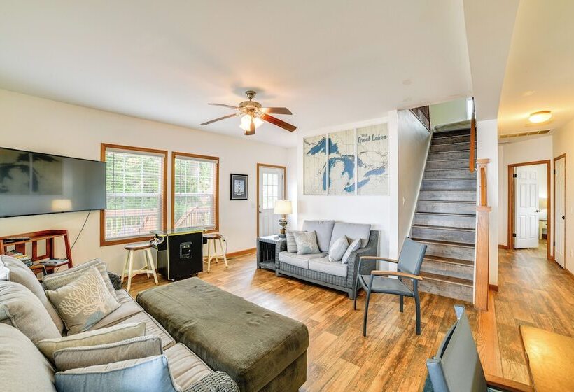 House On Oneida Lake On Lewis Point In Canastota