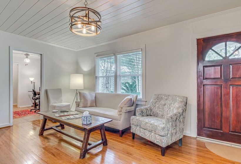 Charming Fairhope Home ~ 2 Mi To North Beach Park!
