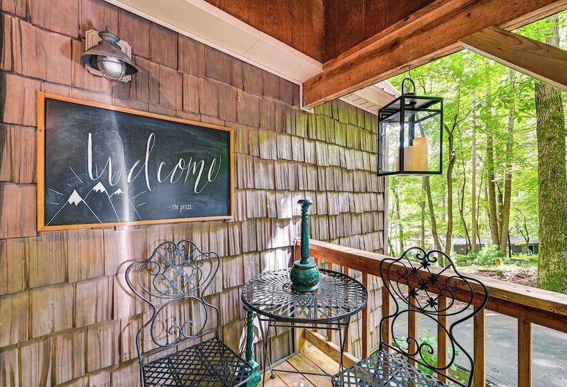 Patio & Fire Pit: Charming Cabin In Roaring Gap!