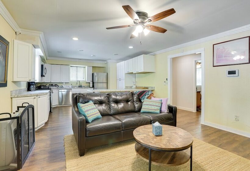 Peaceful Farm Retreat W/ Walking Trails On Site!