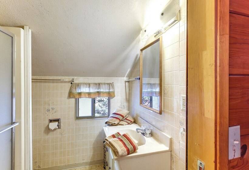 Green Valley Lake Cabin Near Lake: Boat + Ski!