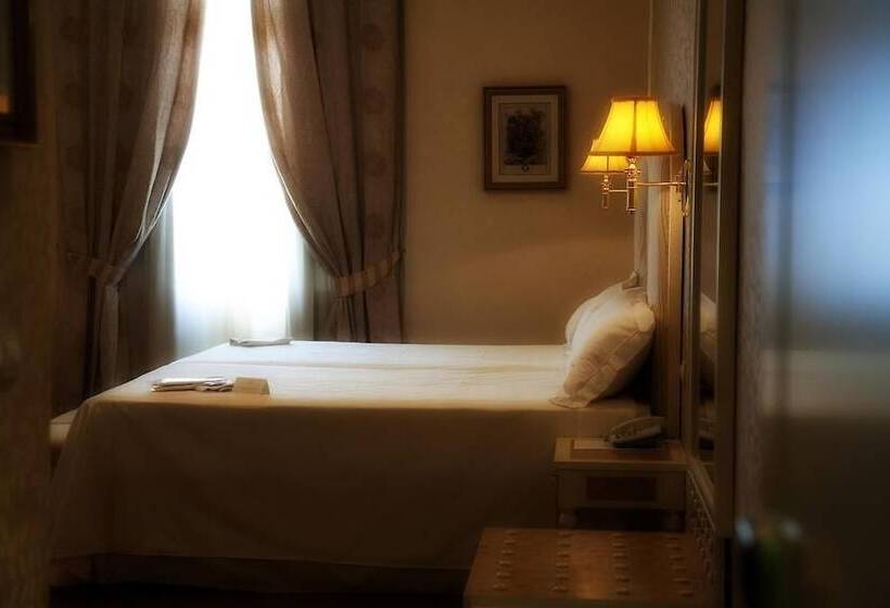 Отель Bossh Alicia