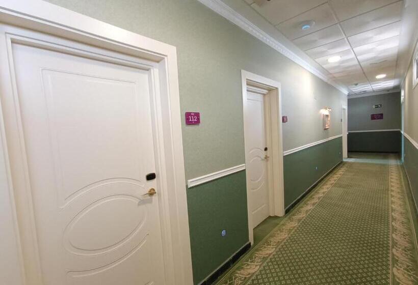 Отель Bossh Alicia