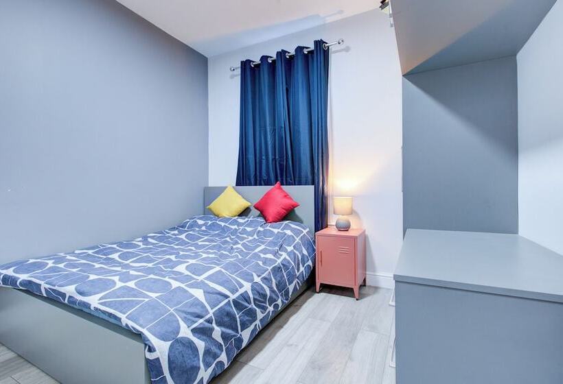 فندق Oyo Trendy Apartments London