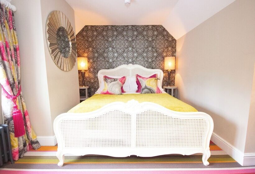 فندق Pig And Truffle