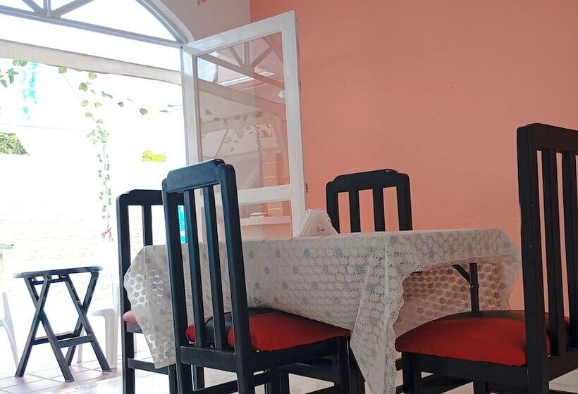 هتل Real Palace Tulua