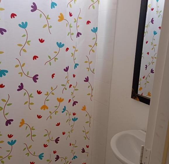 בית מלון כפרי Real Palace Tulua