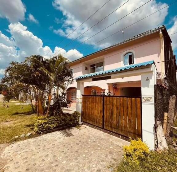 هتل Real Palace Tulua