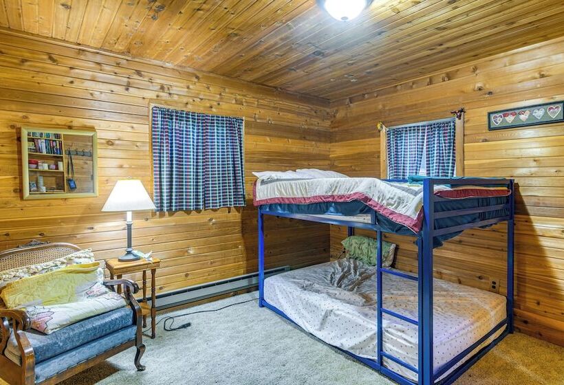 Island Park Fishing Cabin   Walk To Henrys Fork!