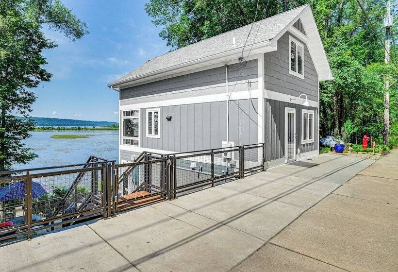 Maiden Rock Cottage W/ Fire Pit & Lake Pepin Views