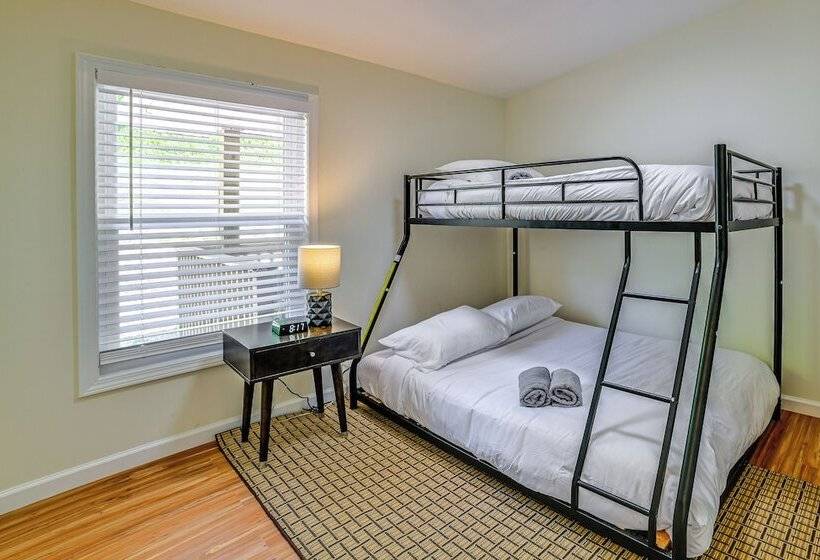 Modern Unadilla Retreat W/ Decks & Gas Grill!