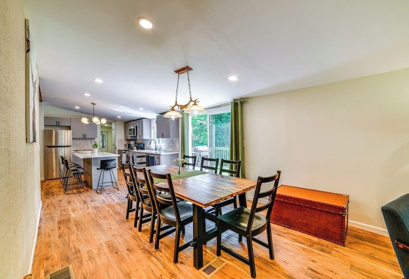 Modern Unadilla Retreat W/ Decks & Gas Grill!