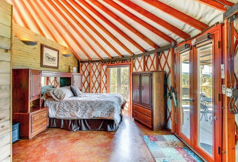 Mountainside Yurt W/ Views < 3 Mi To Black Canyon!