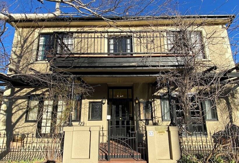 پانسیون Ellstanmor Guesthouse Cooma