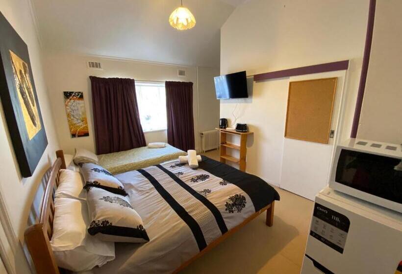 پانسیون Ellstanmor Guesthouse Cooma