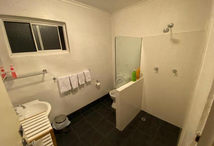 پانسیون Ellstanmor Guesthouse Cooma