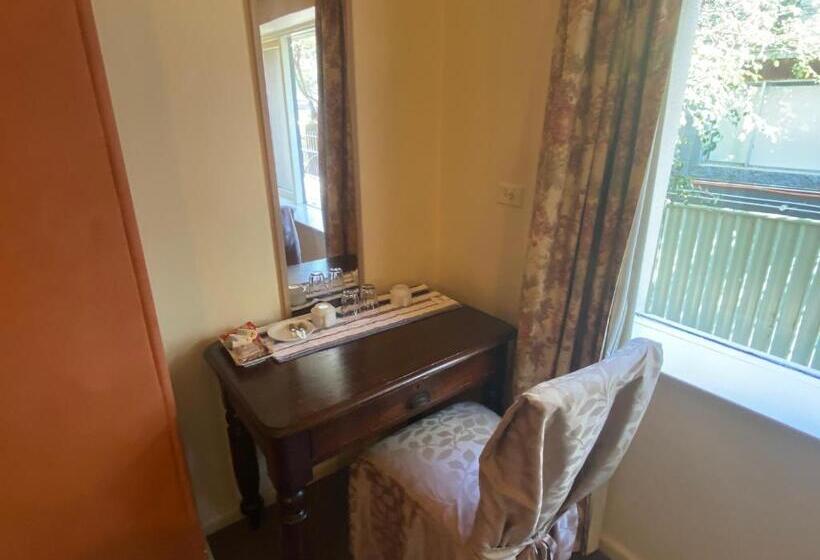 پانسیون Ellstanmor Guesthouse Cooma