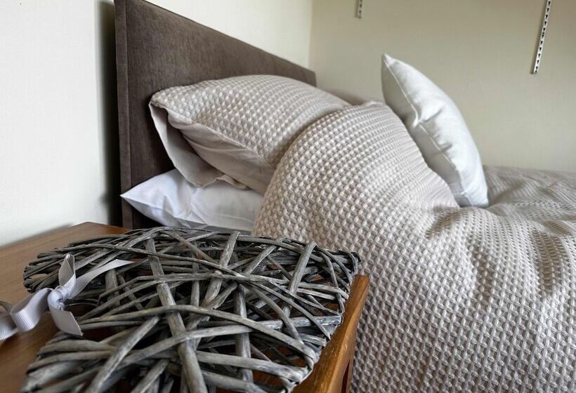 ペンション Winton House