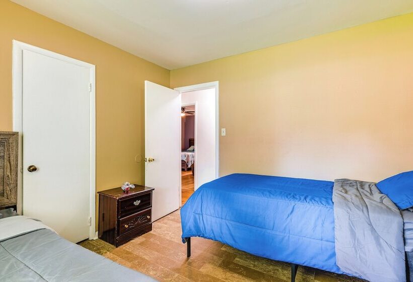 Pet Friendly Decatur House Near Huntsville!