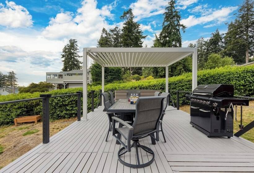 Polnell Point Lookout By Avantstay Water Views, Hot Tub, Large Patio